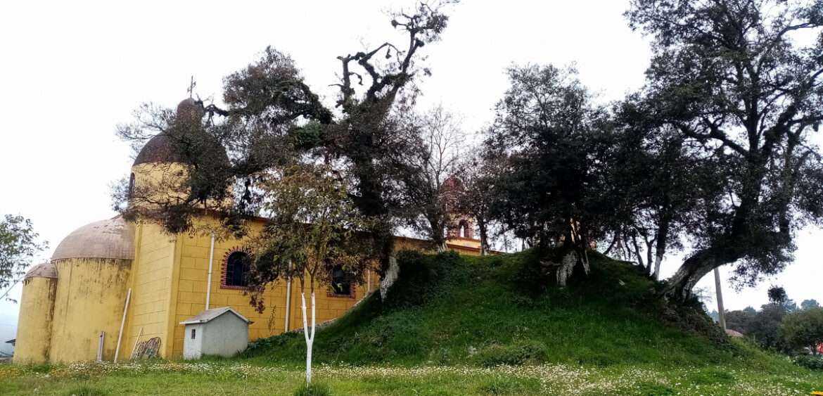 Iglesia Santa Ana Tzacuala, Puebla.